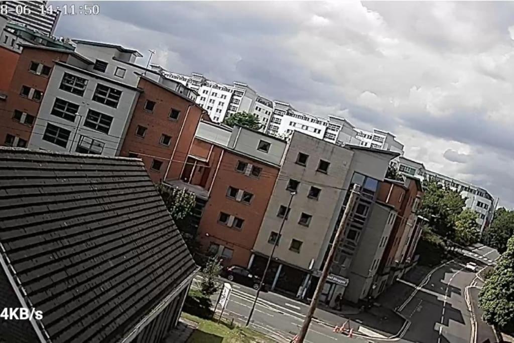 Entire-2 Bedroom Apartment With Driveway,1Free Parking Nottingham Exterior foto